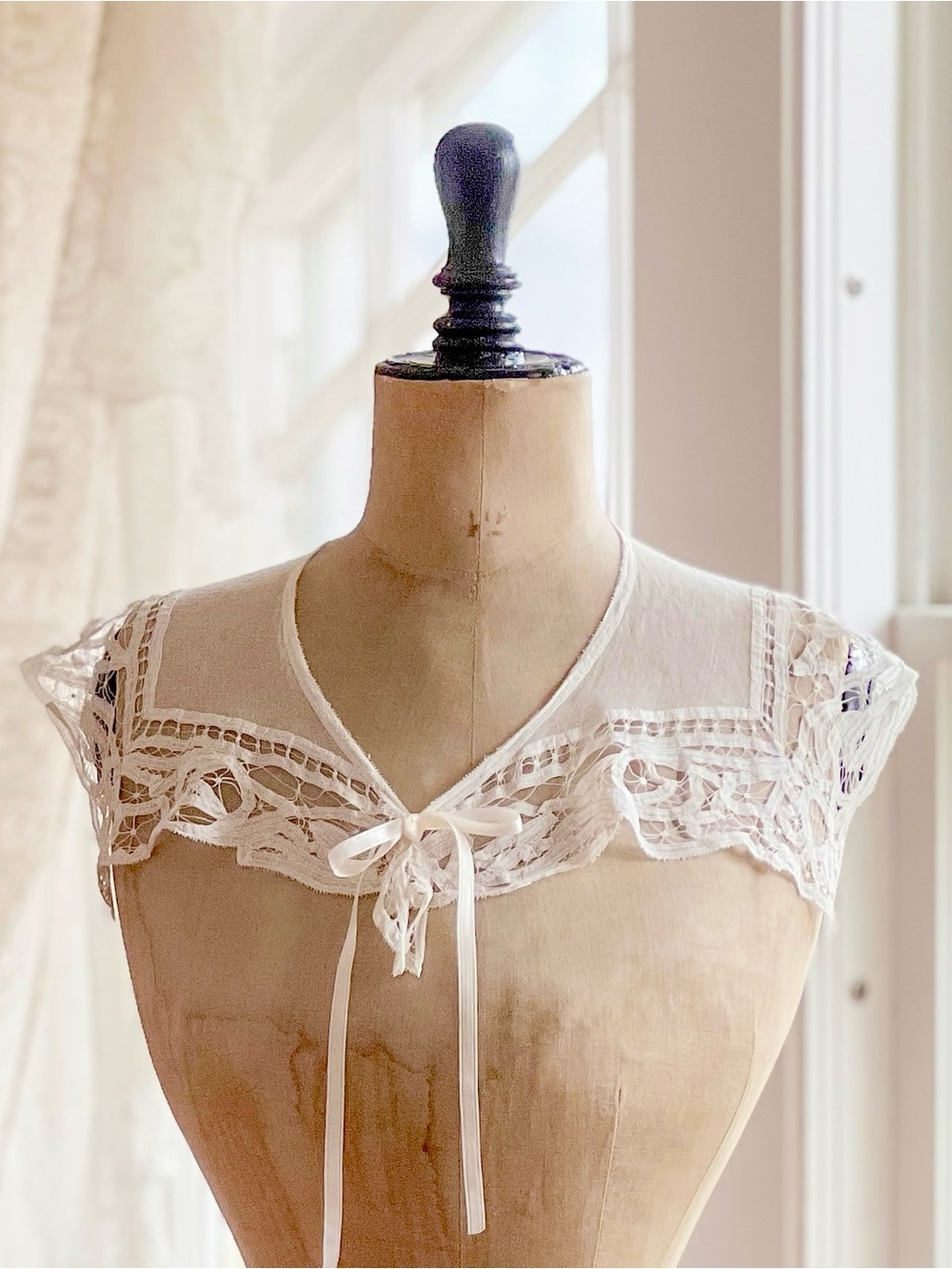 Edwardian Battenberg Lace Trimmed Collar